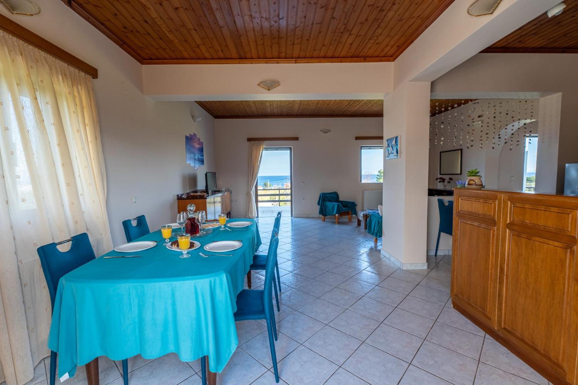 Ocean Breeze Apartment Country house